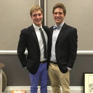 Meet your Posher, Lee